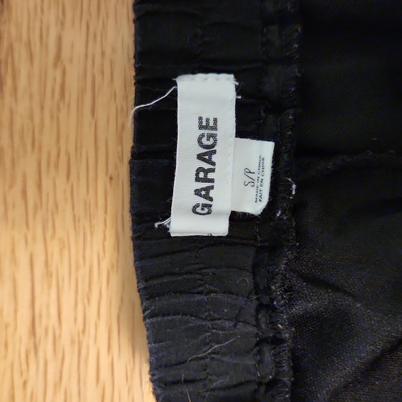 Garage black lace shorts - Picture 2 of 3